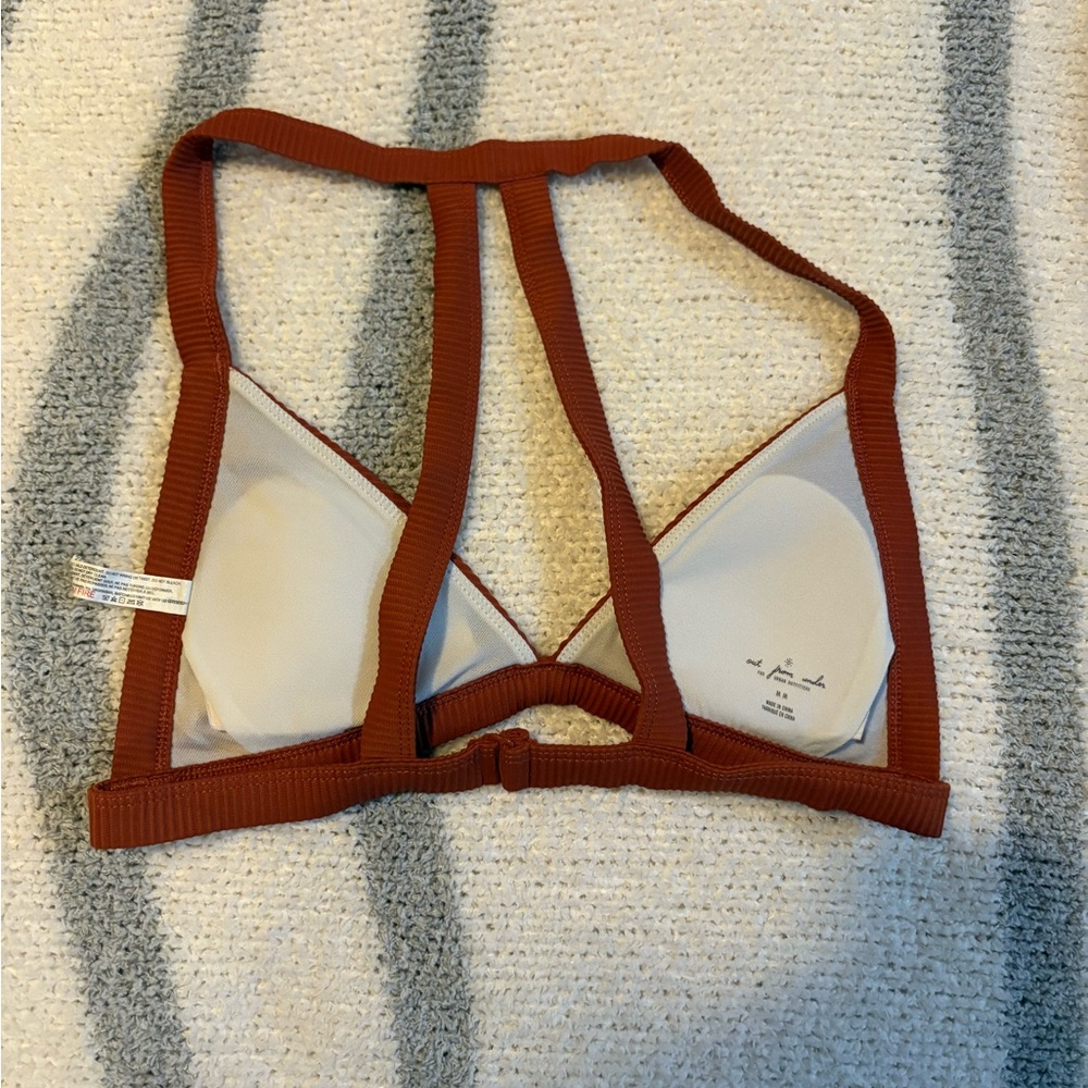 Out from Under Rust Ribbed Triangle Bikini Top- M - Picture 2 of 3